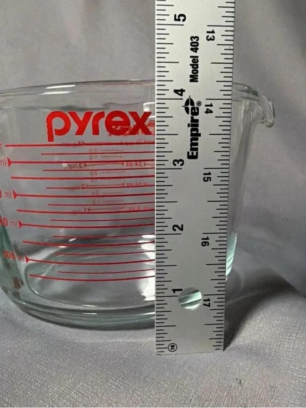 Pyrex Clear Glass Measuring Bowl with Red Graduations - 32 oz